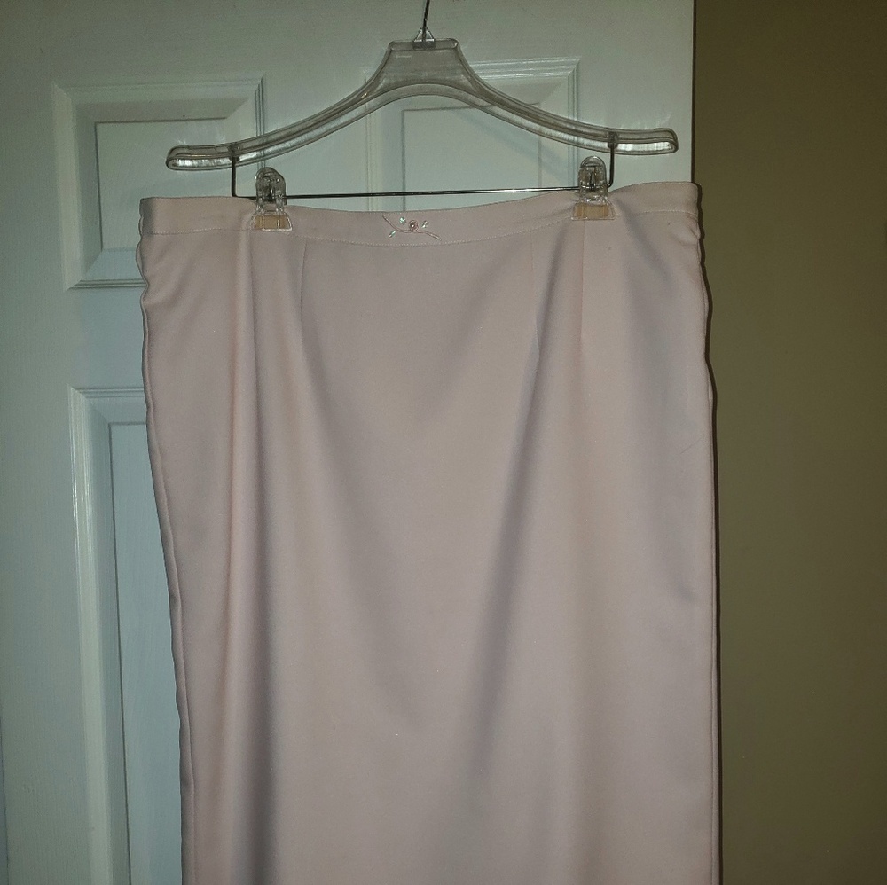 Emily Suit - Picture 3 of 5